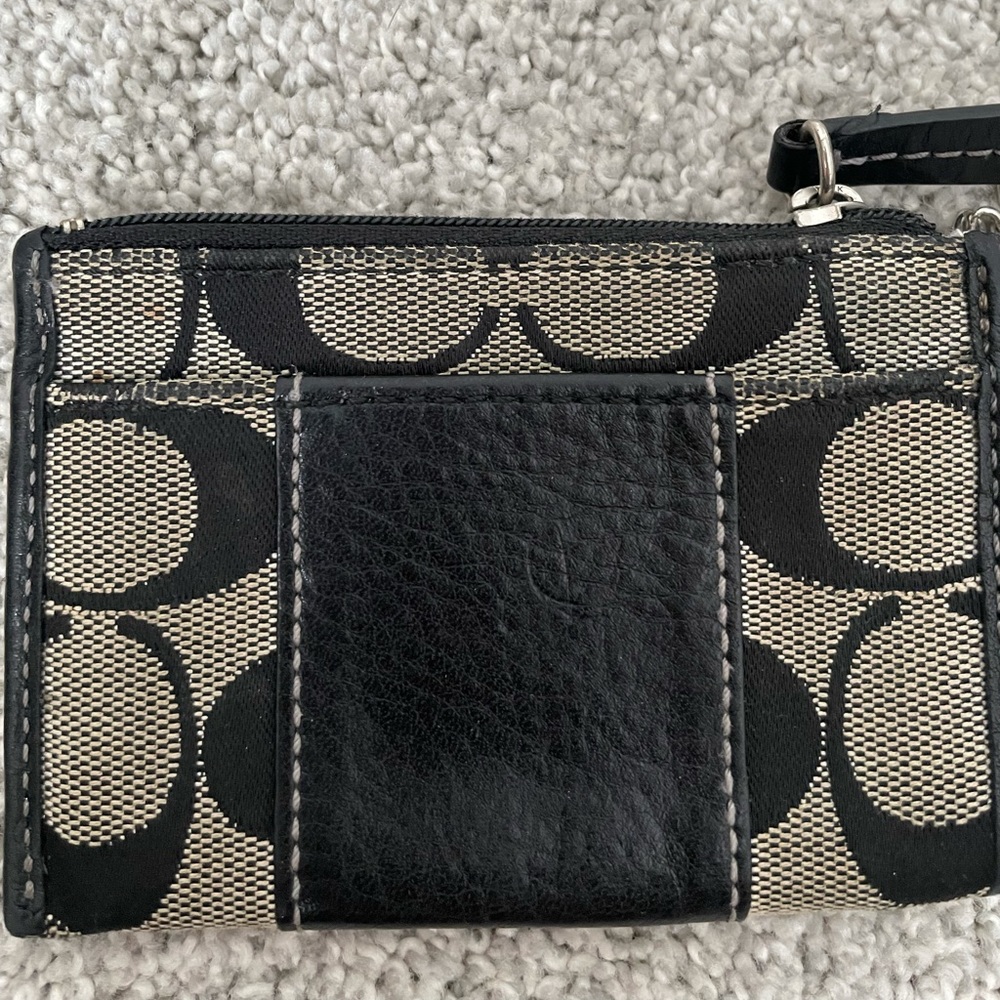 Coach Card/Key Chain - Picture 3 of 3